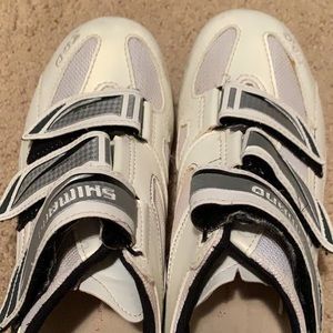 Cycling shoes